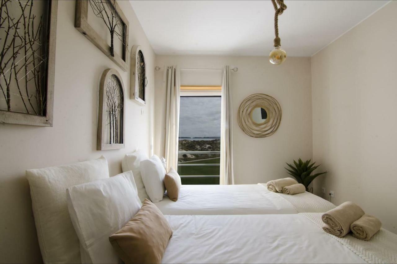 Baywatch Beach House Peniche Apartment Ngoại thất bức ảnh